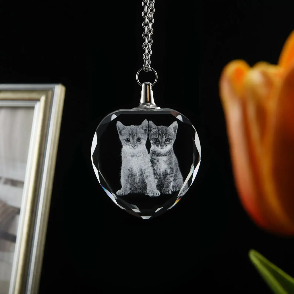 2D Heart Photo Engraved Crystal Necklace_1