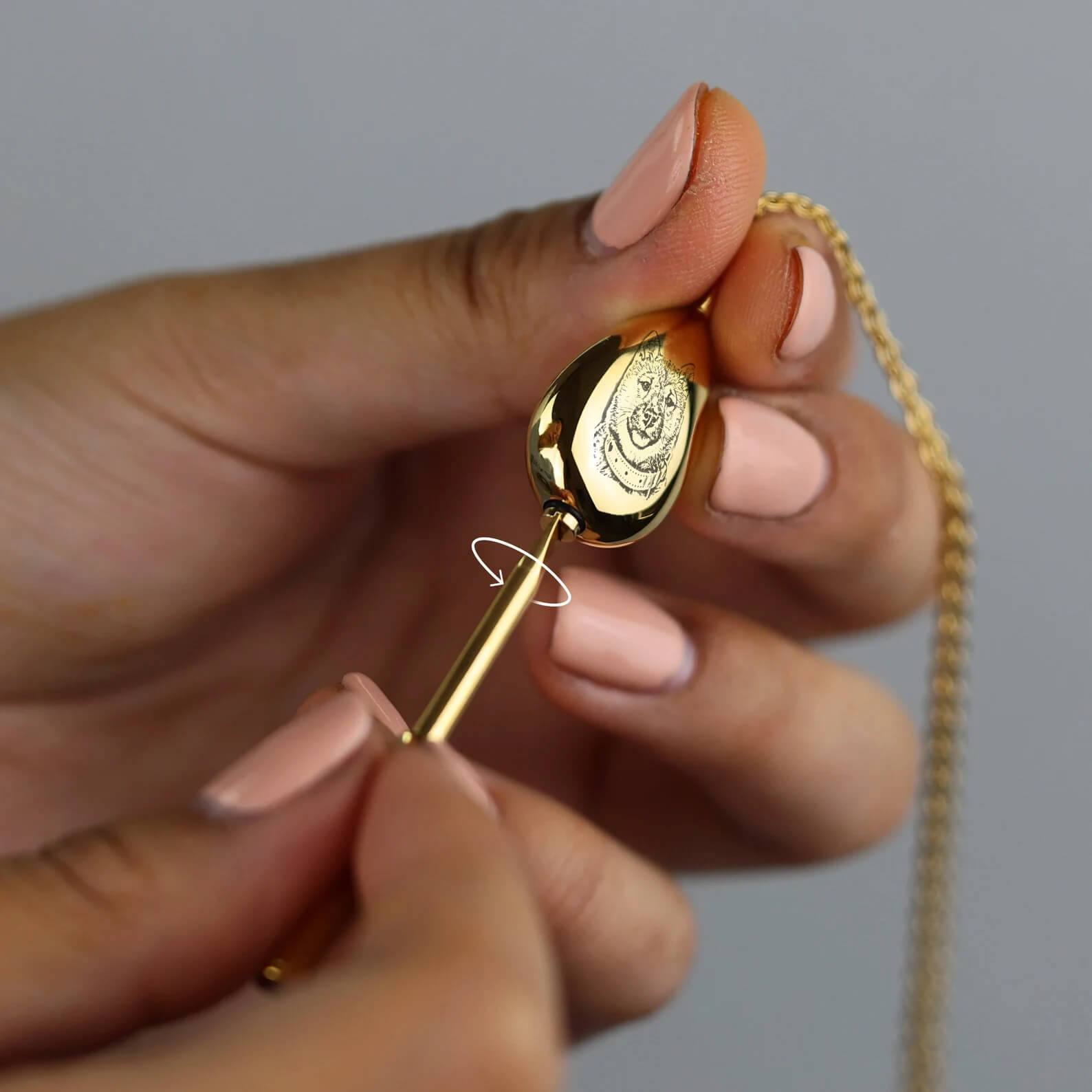 Pet-Cremation-Necklace